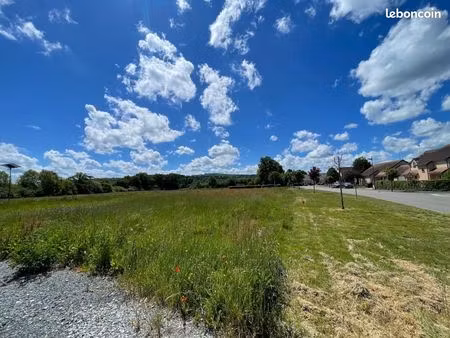 terrain 592 m² boussac