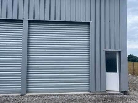 garage /box /stockage /bateaux