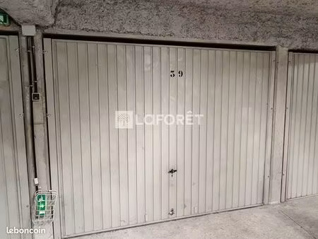 parking/box 12 m² argenteuil
