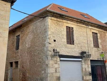 maison de ville / 3 niveaux / 200m2