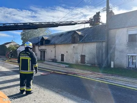 ancien corps de ferme à reconstruire