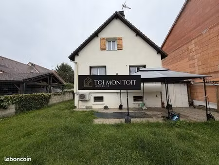 maison 4 pièces 80 m²