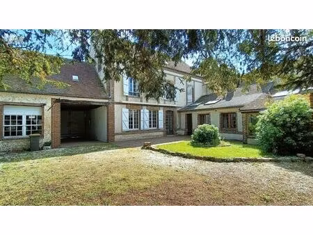 maison 6 pièces 180 m²