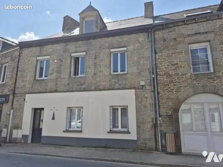 immeuble 232 m² broons