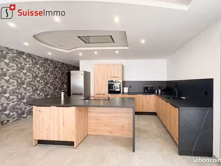 ferme 8 pièces 258 m²