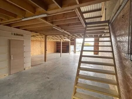 local pro 250 m² avec mezzanine – serre-les-sapins (eurespace)