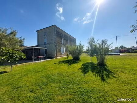 maison marais pitevin 30 minutes de la rochelle