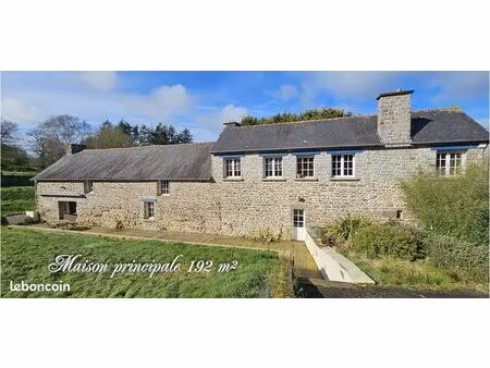 maison 11 pièces 192 m²
