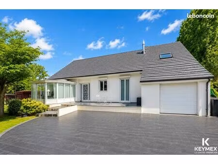 propriété 10 pièces 208 m²