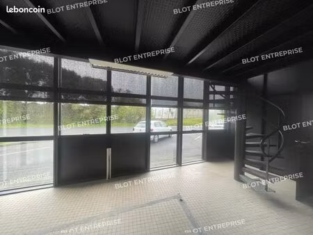 bureaux 99 m²