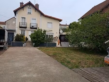 prestigieuse maison de maître de 1860 – volumes exceptionnels & suite parentale – argenteu