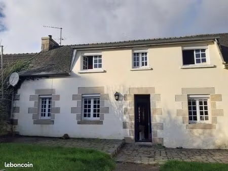 propriété 101 m² botsorhel