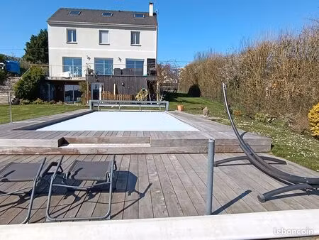 maison moderne 210m2 avec piscine et vue exceptionnelle sur la vallée
