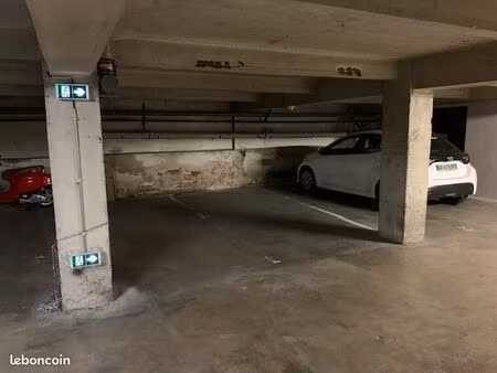 parking sécurisé: auto / moto - toulouse 31