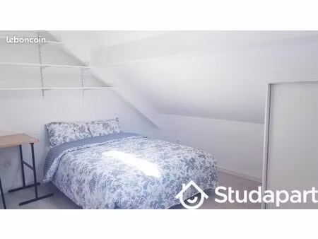 chambre 1 pièce 180 m²