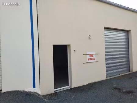 hangar  garage