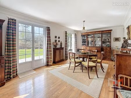 maison 5 pièces 140 m²
