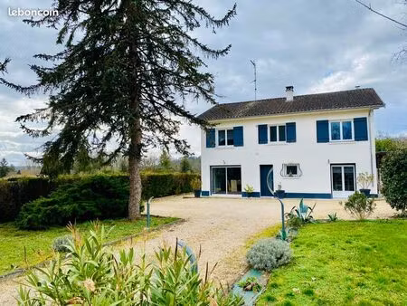 maison familiale 168m² – 6 chambres – terrain clos – trélissac