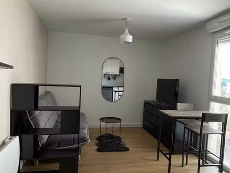 studio meublé 20 m² rénové – proche tram – castelnau-le-lez