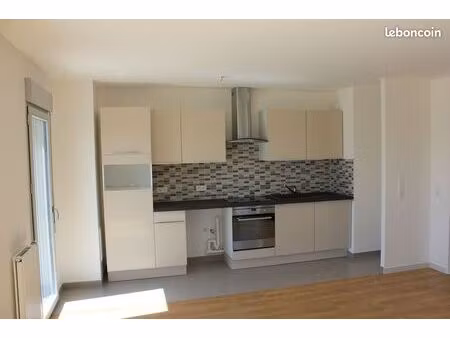 appartement 3 pièces- 64 m2