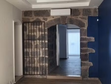 local commercial 65m²