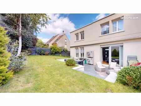 maison 6 pièces 164 m²
