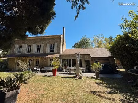 plein centre de l'isle adam maison type longère