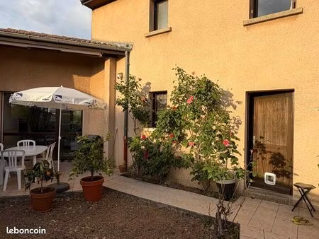 maison mitoyenne à louer - 95m2 - chamberlière