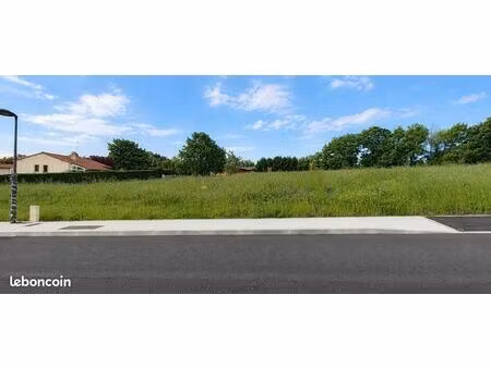 terrain 475 m² saint sauveur