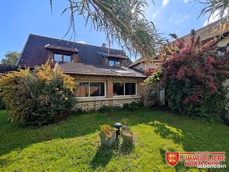 maison 5 pièces 155 m²