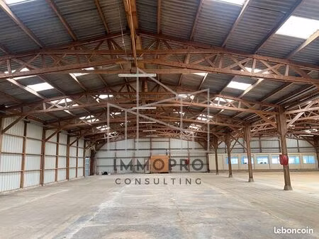 local 4090 m² les andelys