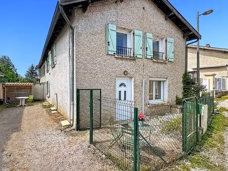 maison de village 3 pièces 86 m²