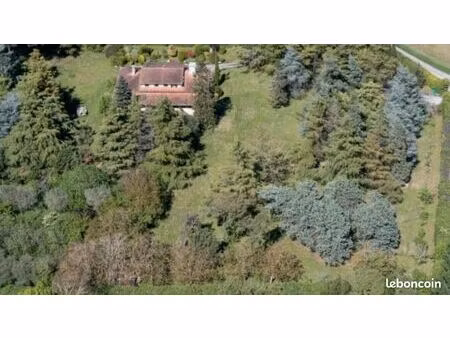 terrain 800 m² donneville