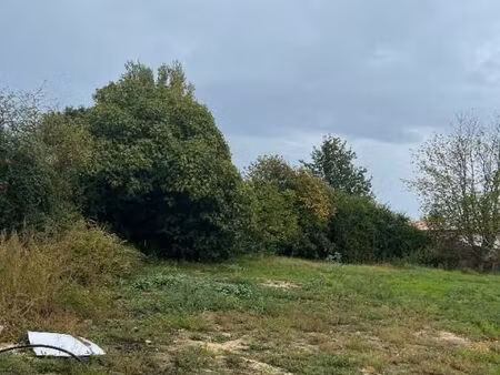terrain 500 m² saint savin