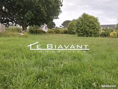 terrain 700 m² tregunc