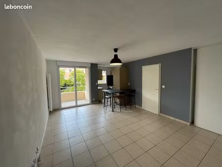 appartement t2 43 m²