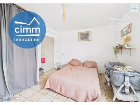 studio 1 pièce 18 m²