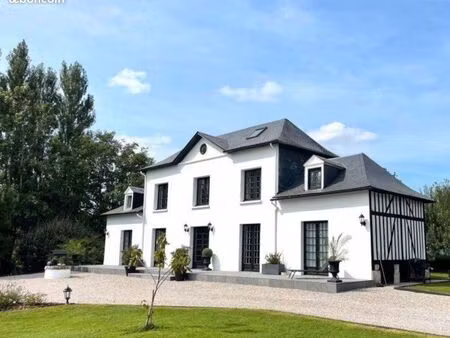 maison 7 pièces 178 m²