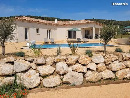 maison rt 2012 de174m2/6 pieces/4700m2 de terrain