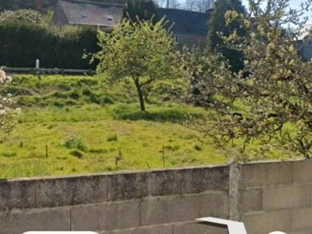 terrain 700m2