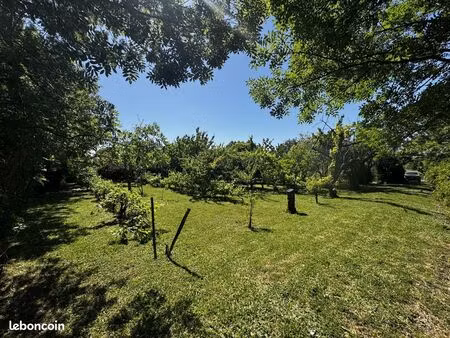 terrain 730 m² rouffiac-tolosan