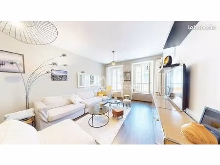 appartement 3 pièces 65 m²