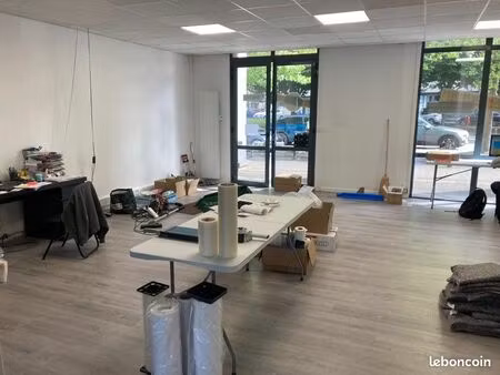 local bureaux centre ville 80m2