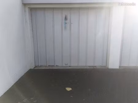 garage 15m2 - saint martin d'hères