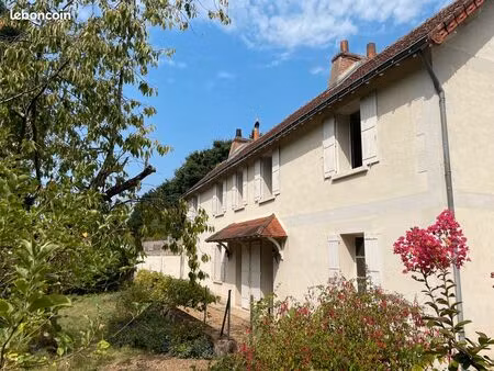 maison t7 de caractère proche centre tours