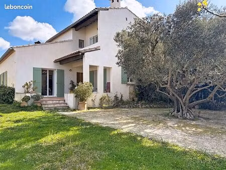 maison 7 pièces 144 m²