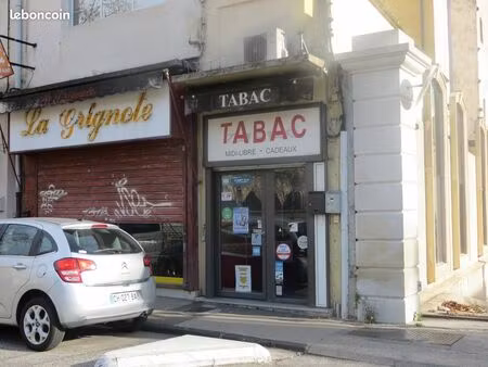 murs commerciaux