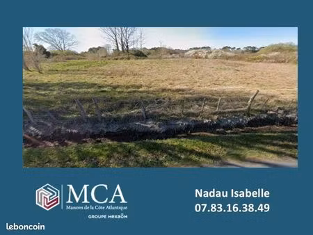 terrain 1 050 m² plassac