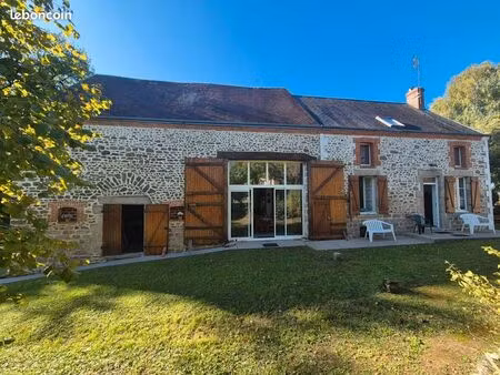 maison 10 pièces 240 m²