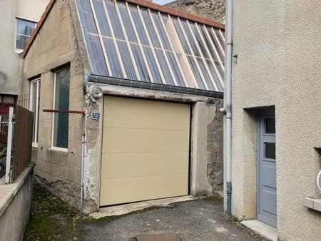 local commercial 90m2